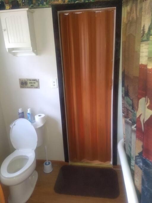 Rustic Quaint Cabin In The Woods--Pets Welcomed Dunnsville Εξωτερικό φωτογραφία